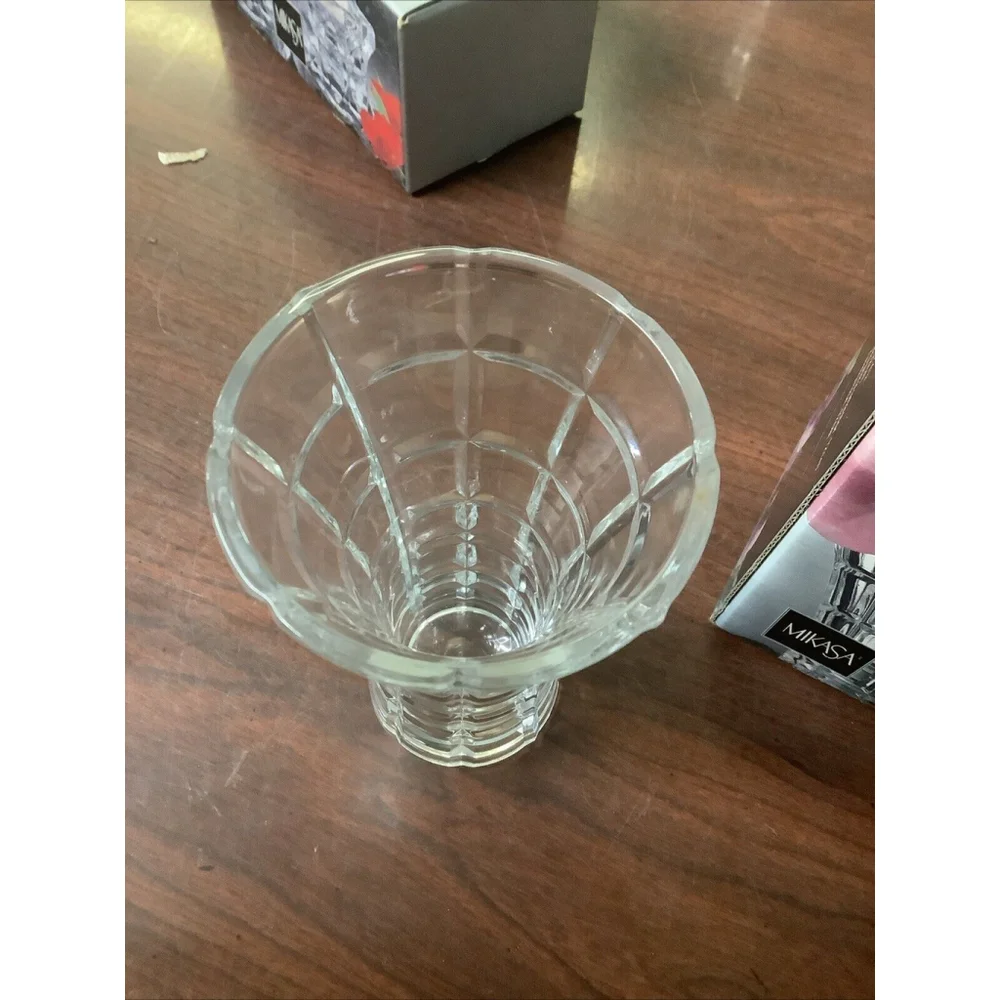 Mikasa Monarchy 4-3/4” Crystal Bud Vase